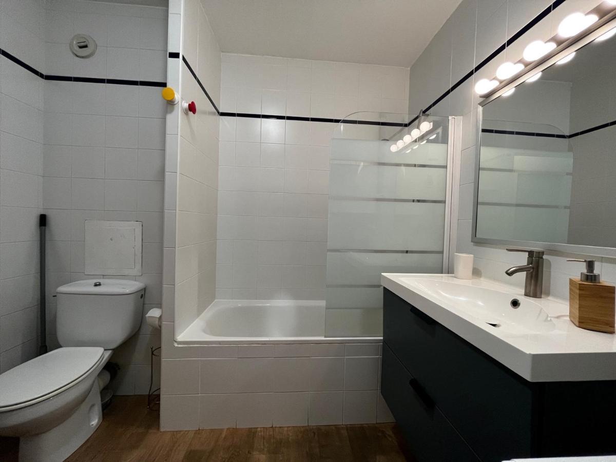 Bel Appartement T3 Avec Jardin, Piscine Et Parking, Proche Plage A Hendaye - Fr-1-239-739 외부 사진